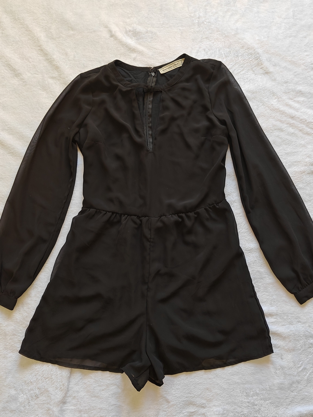 Abercrombie Black Chiffon Solid Long Sleeve Button Front Romper Size 2